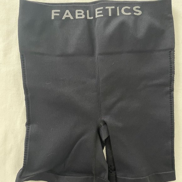 Fabletics Bike Shorts - Picture 1 of 3